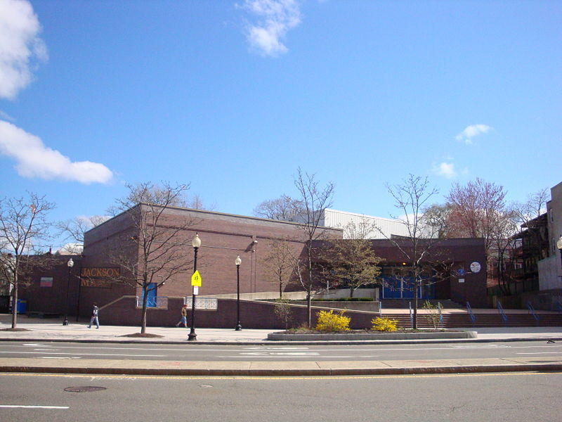 800px-Jackson_Mann_K8_and_Horace_Mann_School_for_the_Deaf_and_Hard_of_Hearing_Allston-Brighton