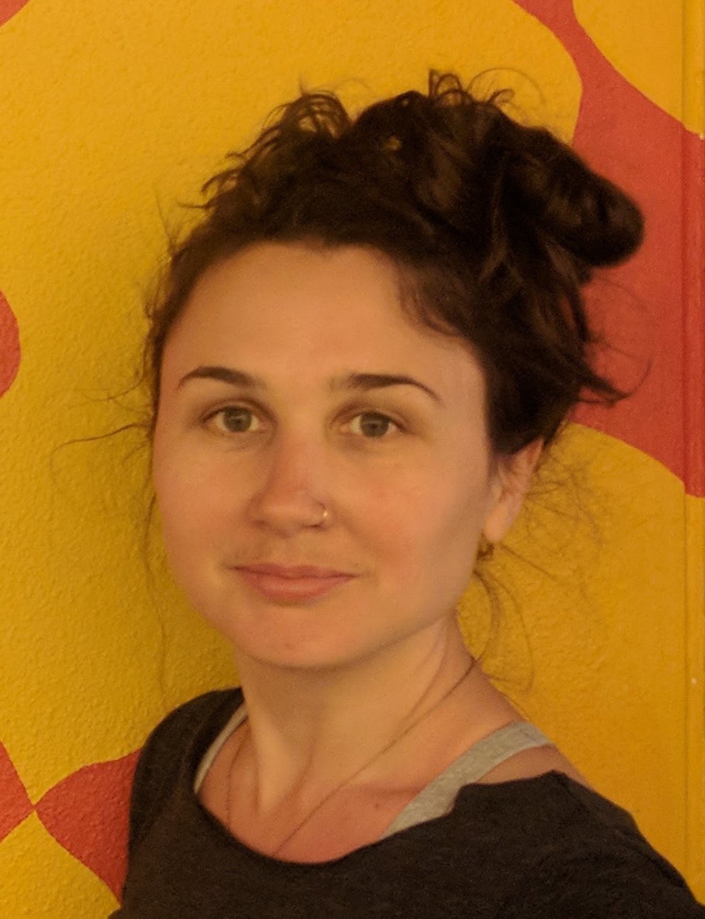 Lizi Breit Headshot