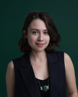 Meet the panelists for the next The Point! We haven Lily Odekirk, theatre artist & Emerson professor, Cliff Notez, award-winning multimedia artist, musician, and cultural connector, and Alexandra Paul Zotov, creative strategist.⁠
⁠
Join us as these leaders ask: How will we connect in the future?⁠
⁠
🎟️ FREE w/ RSVP at the link in our bio!⁠
⁠
#BosArts #BostonTheatre